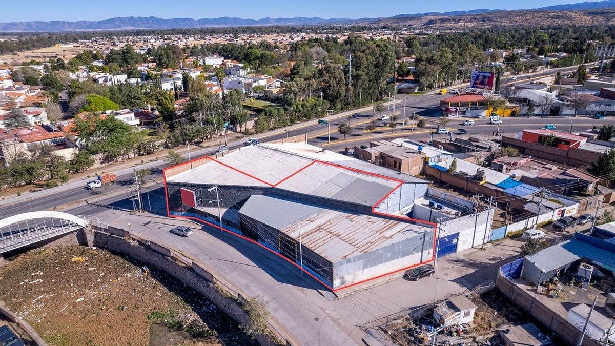 Se Renta Bodega Comercial en BLVD. Domingo Arrieta, foto 1 de 6