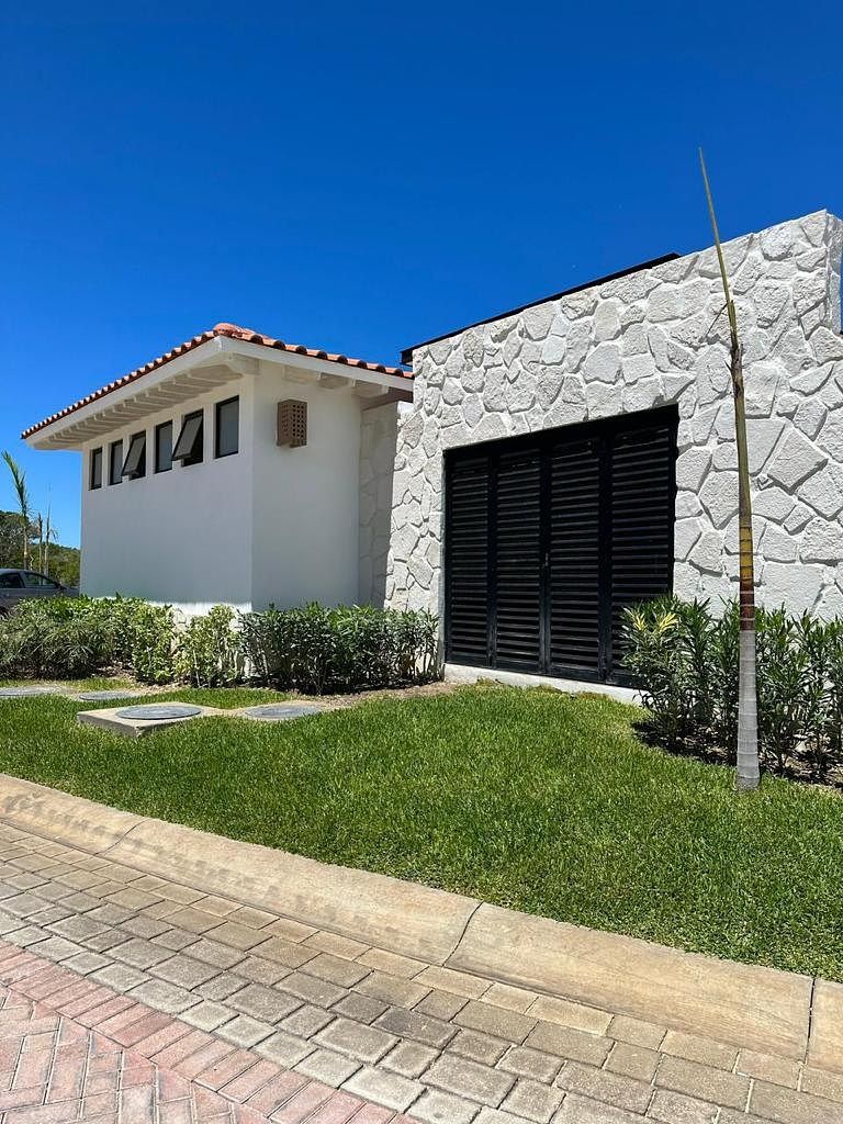Se vende terreno en Cd Maderas Corregidora, foto 1 de 8
