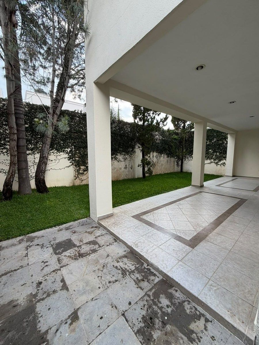 Casa em condomínio fechado em Royal Country, Zapopan, foto 4 de 17