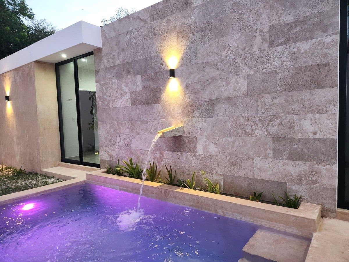 Piscina con cascada, foto 3 de 21