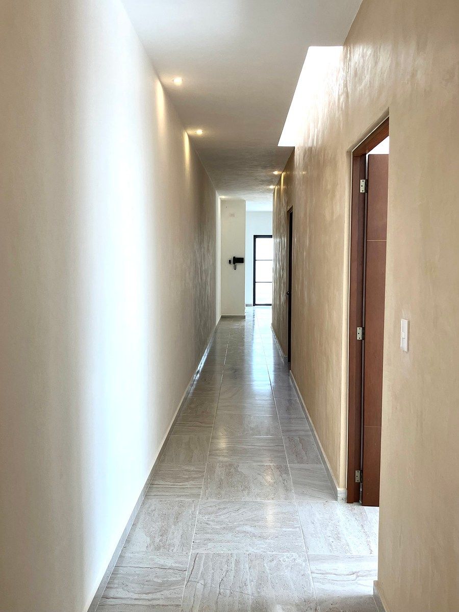 Pasillo, foto 4 de 21