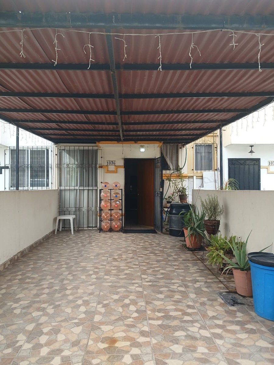 Casa En Venta En Fraccionamiento Real Del Valle, Tlajomulco - foto 2