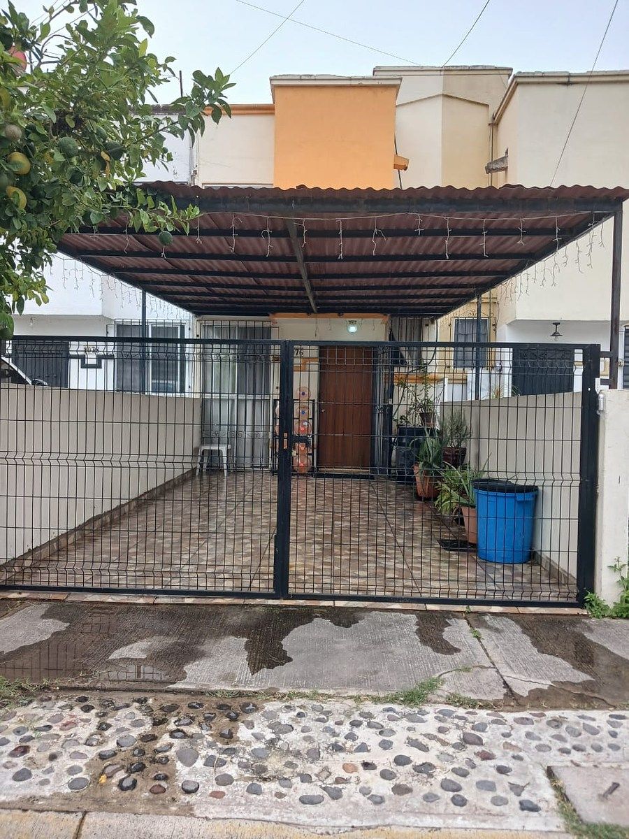 Casa En Venta En Fraccionamiento Real Del Valle, Tlajomulco - foto 1