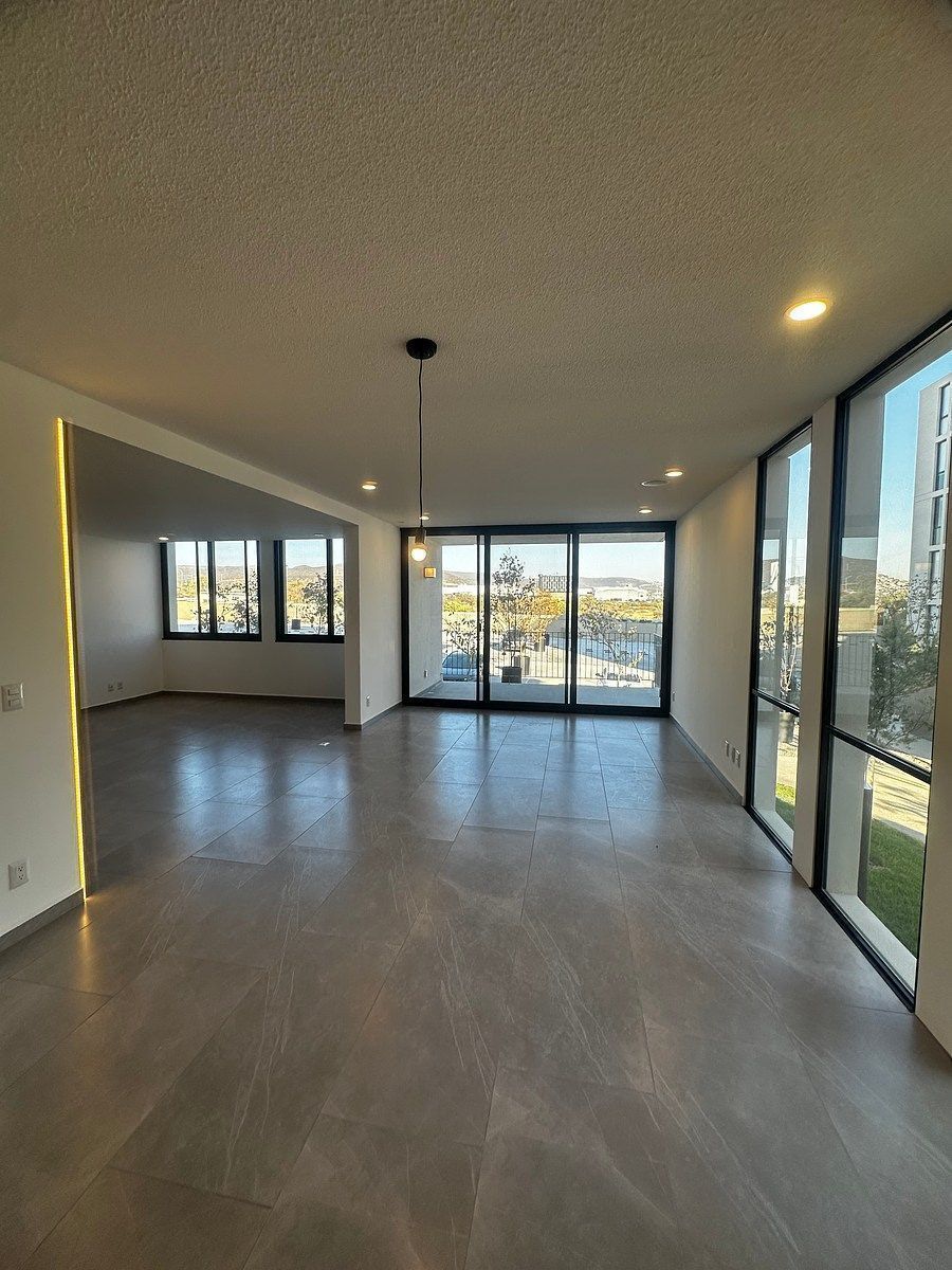 ACOGEDOR LOFT EN VENTA, Zona Jurica/Juriquilla, Queretaro, foto 1 de 31