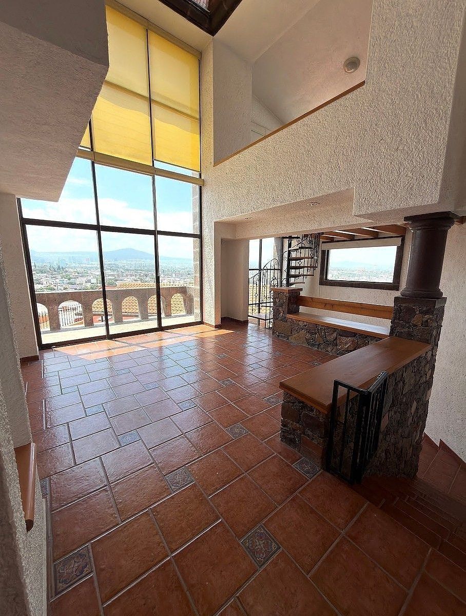 Casa en condominio en Balcones del Acueducto, Querétaro, foto 2 de 47