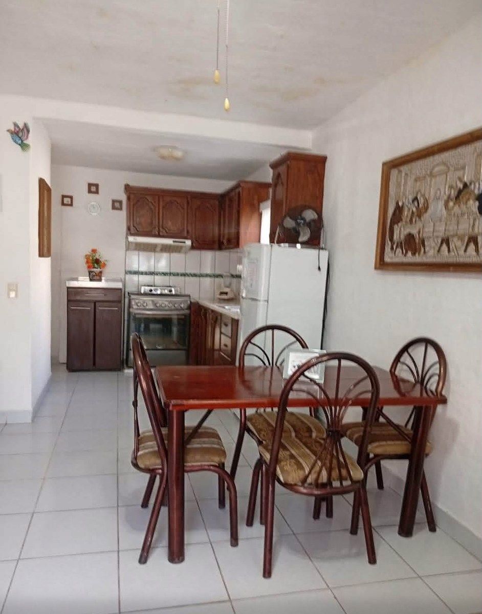 🏡 APARTAMENTO 2QUARTOS / 1BANHEIRO SUPER BEM LOCALIZADO NO CENTRO DE CHAPALA - 13K - A POUCOS PASSOS DA PRAÇA, foto 1 de 7