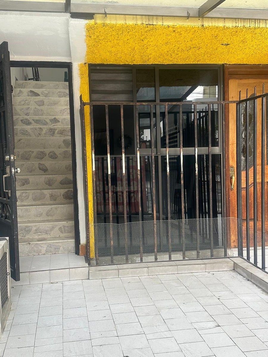 House in Valle de los Pinos 1ra Sección, Tlalnepantla de Baz, photo 7 of 17