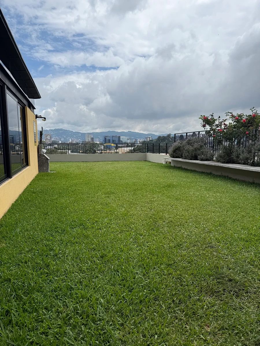 Apartamento en zona 4 - Image 3