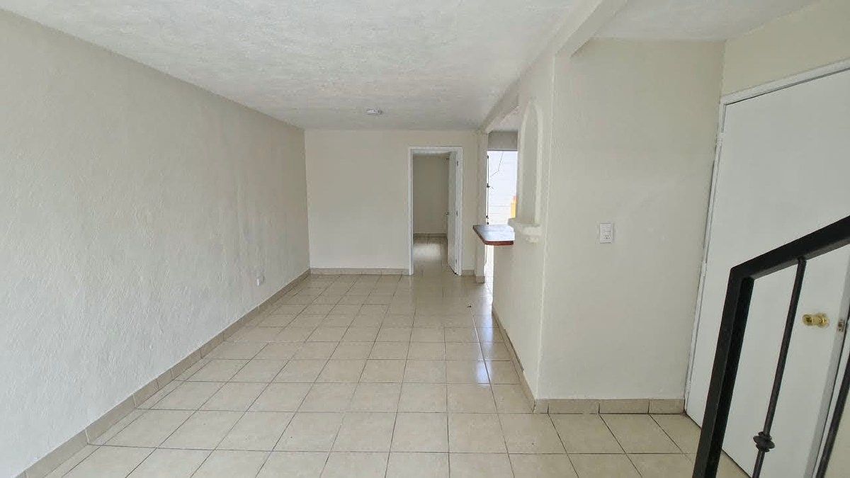 Casa em Misión Del Bosque, Zapopan, foto 2 de 24