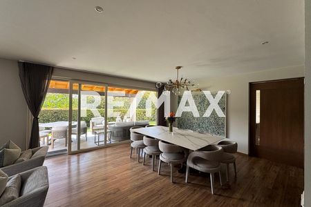 CASA EN VENTA EN EL CAMPANARIO