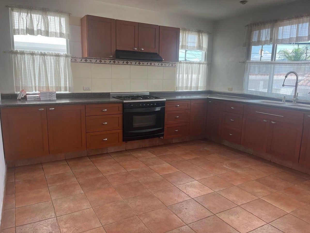 Casa em Loma Dorada, Querétaro, foto 3 de 25
