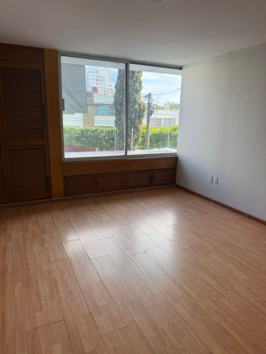 Casa em Lomas de Providencia, Guadalajara, foto 13 de 30