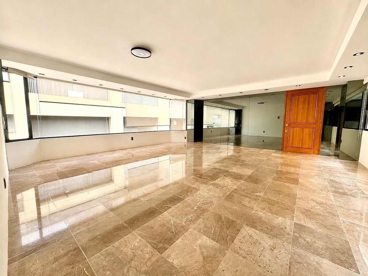EXCELLENT APARTMENT FOR SALE IN PASEO DE LOS TAMARINDOS, photo 1 of 29