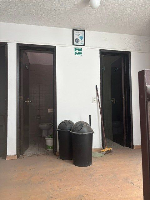 Interior casa sobre Ontario, foto 21 de 26