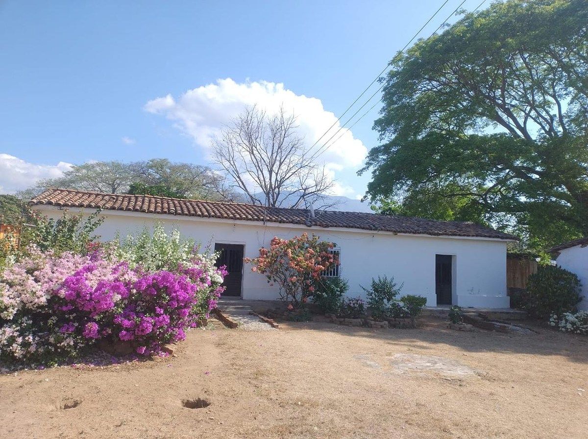 House in Cuauhtémoc, Villaflores, photo 3 of 18