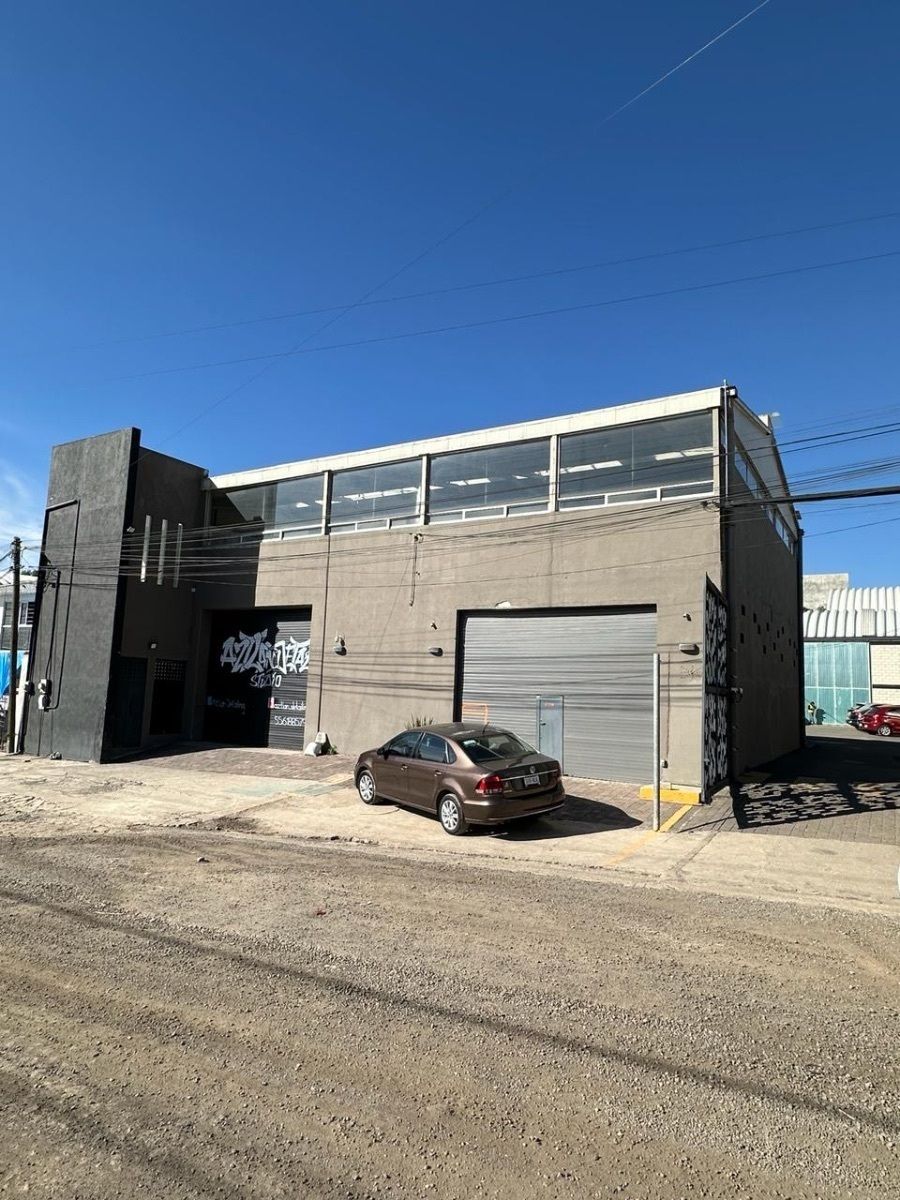 Bodega comercial en Espíritu Santo, Jilotzingo, foto 2 de 9