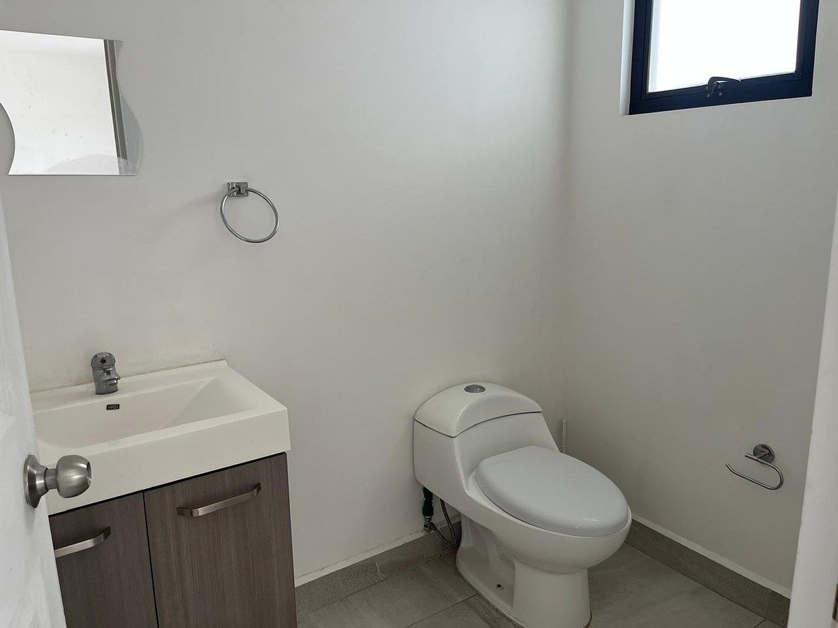 Casa em condomínio fechado em Zákia, El Marqués, foto 4 de 15