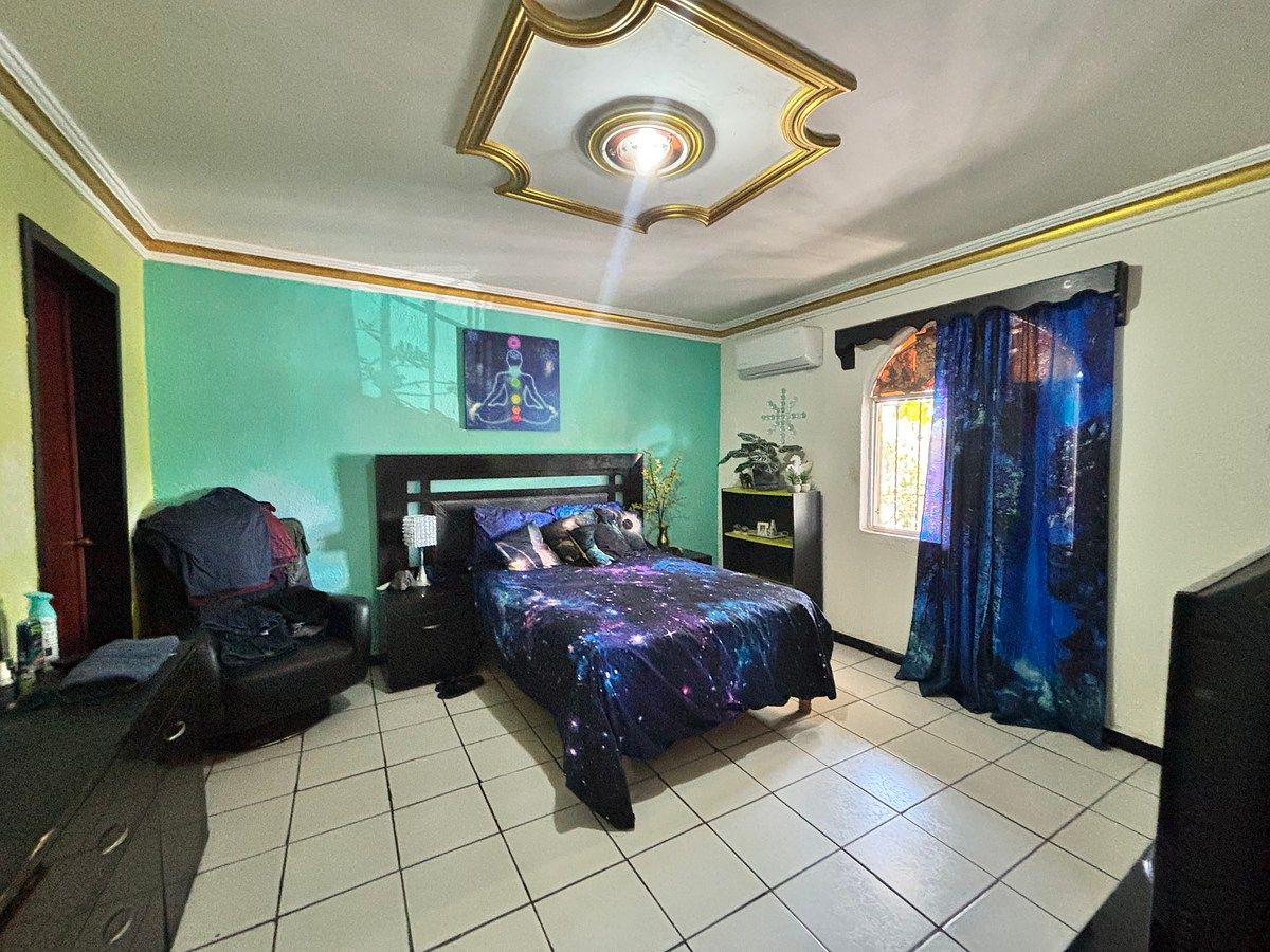 Casa en Loma Obrera, La Paz, foto 11 de 28