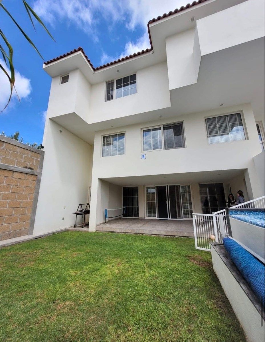Casa em Lomas de Juriquilla, Querétaro, foto 14 de 25
