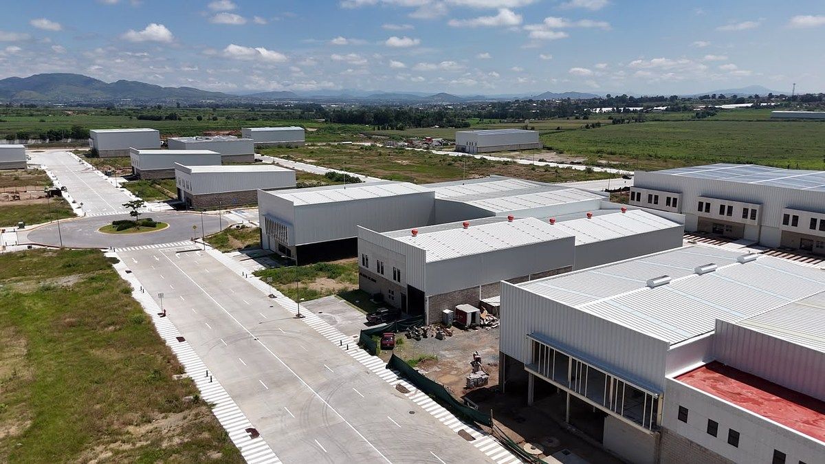 Terreno industrial en La Venta Del Astillero, Zapopan, foto 2 de 3