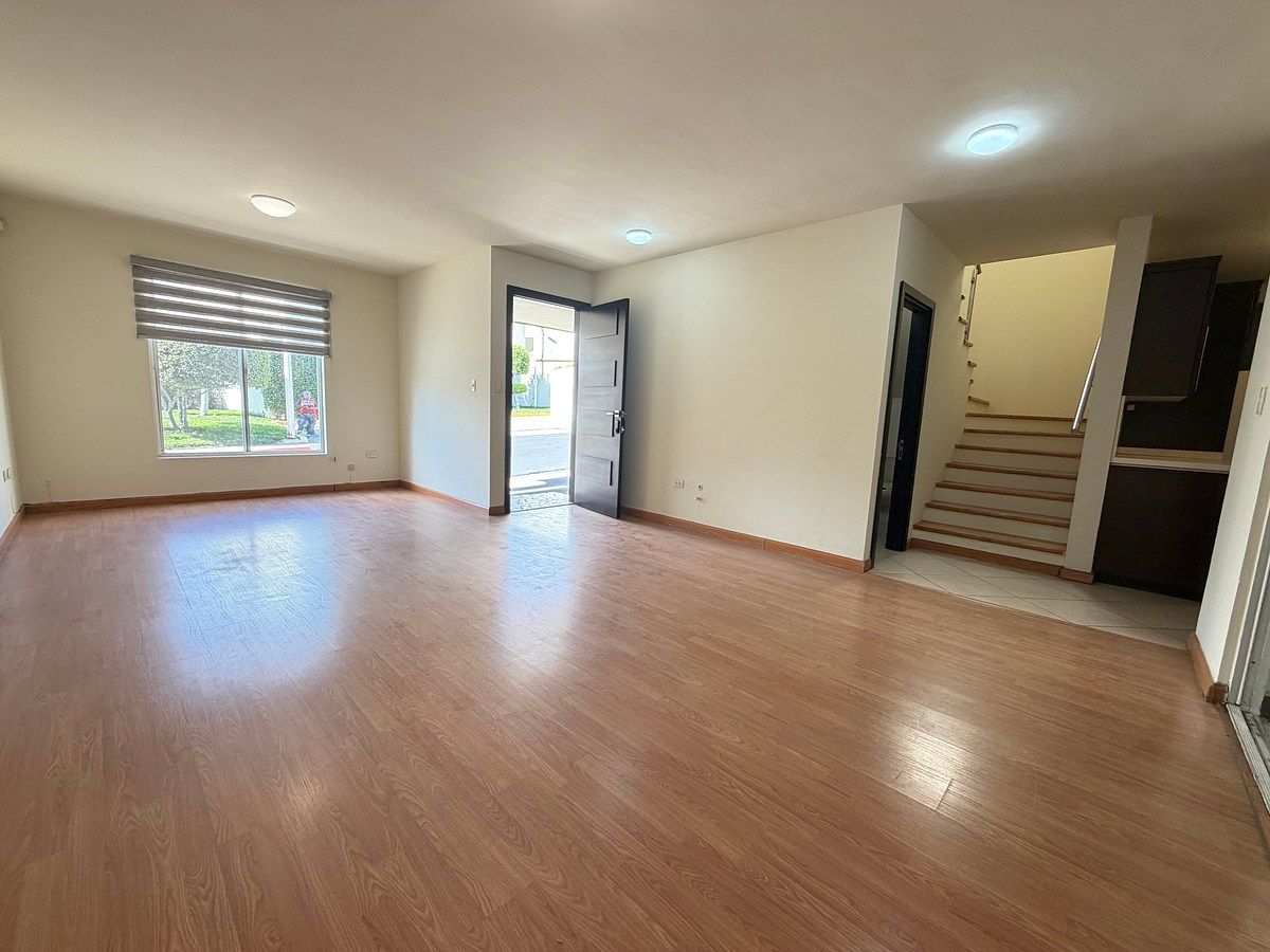 🏡✨ ¡CASA EN VENTA EN SAN ANGELÍN RESIDENCIAL! ✨🏡, foto 1 de 23