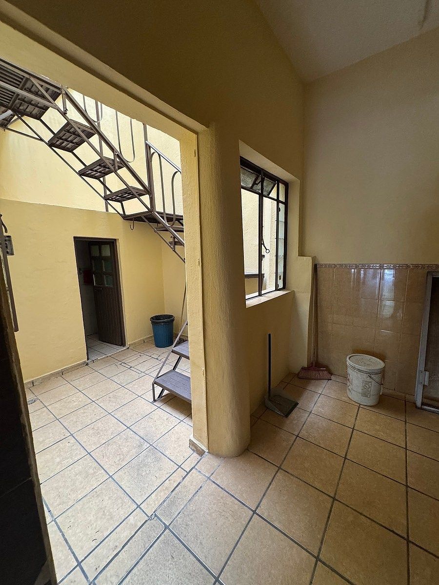 Casa con uso de suelo en Americana, Guadalajara, foto 7 de 9
