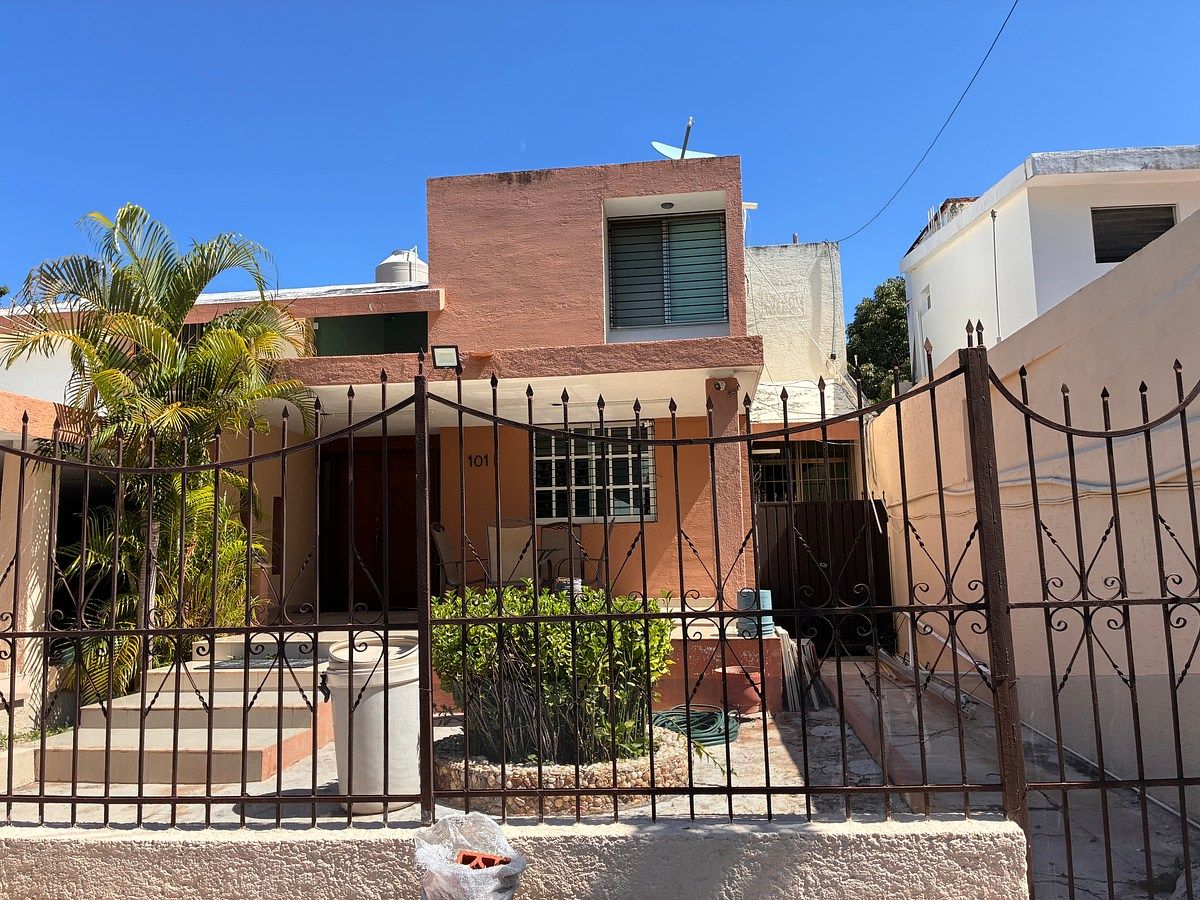 Casa en Venta en Chuburna de Hidalgo, foto 1 de 51