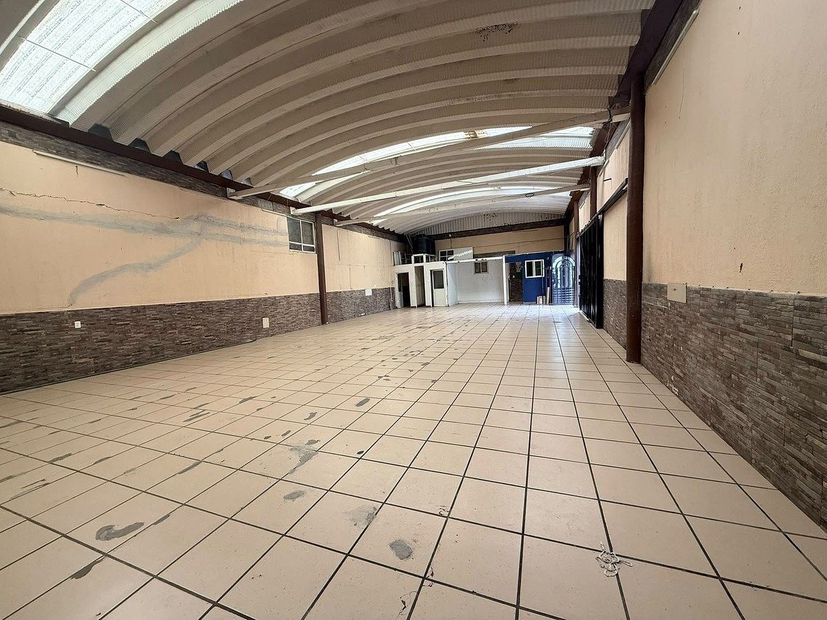 Commercial Storage Unit in Ignacio Allende, Ecatepec de Morelos, photo 3 of 5