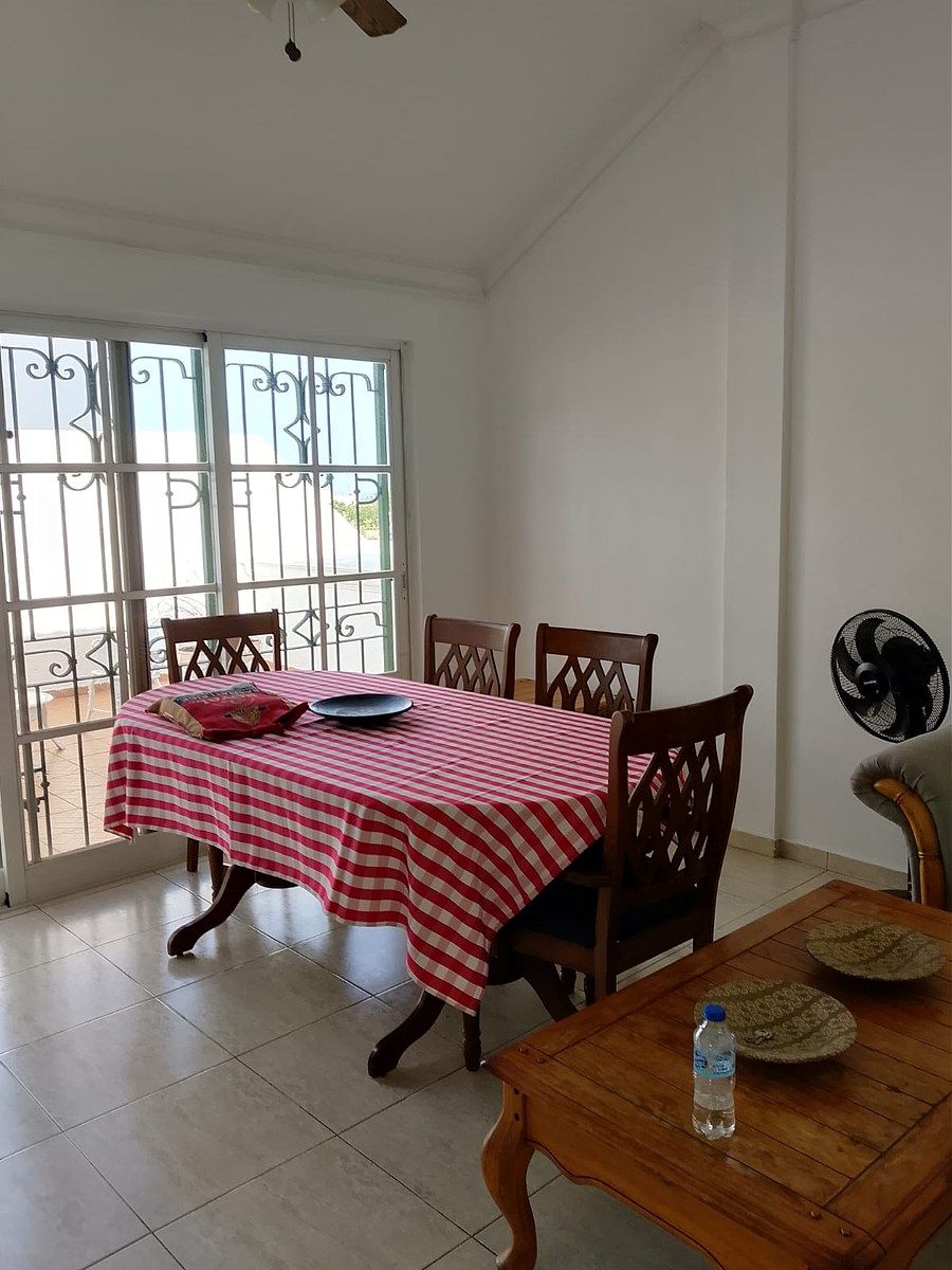 Apartamento Amueblado en Alquiler en Gazcue con Terraza Exclusiva, foto 1 de 8