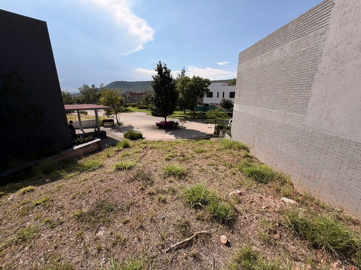 Lot in Altozano el Nuevo Querétaro, Querétaro, photo 8 of 9