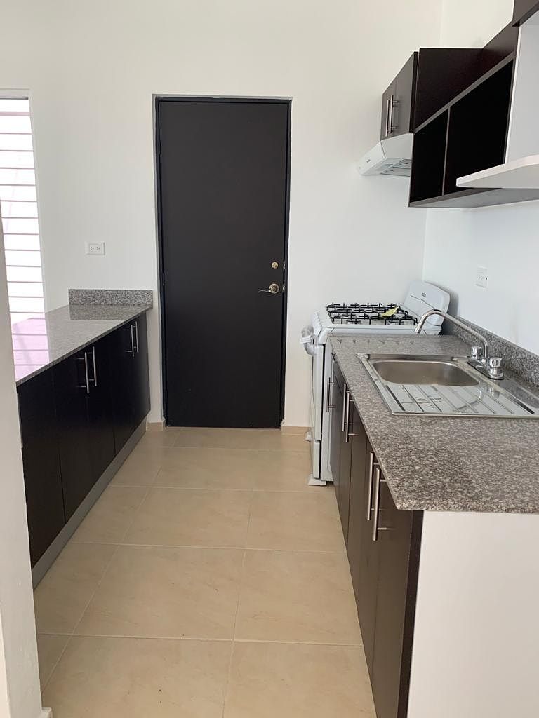 Casa en Gran Santa Fe, Mérida, foto 4 de 32