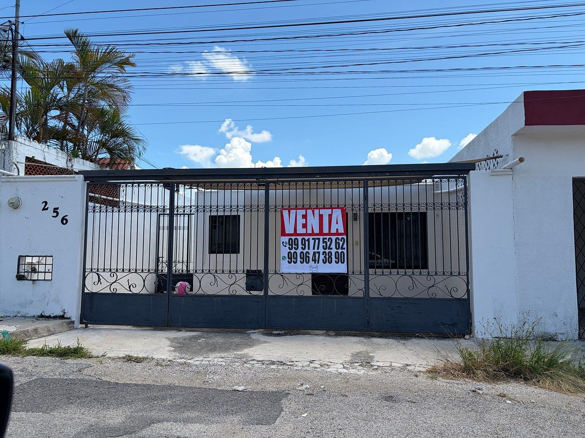 Casa em Polígono 108, Mérida, foto 3 de 13