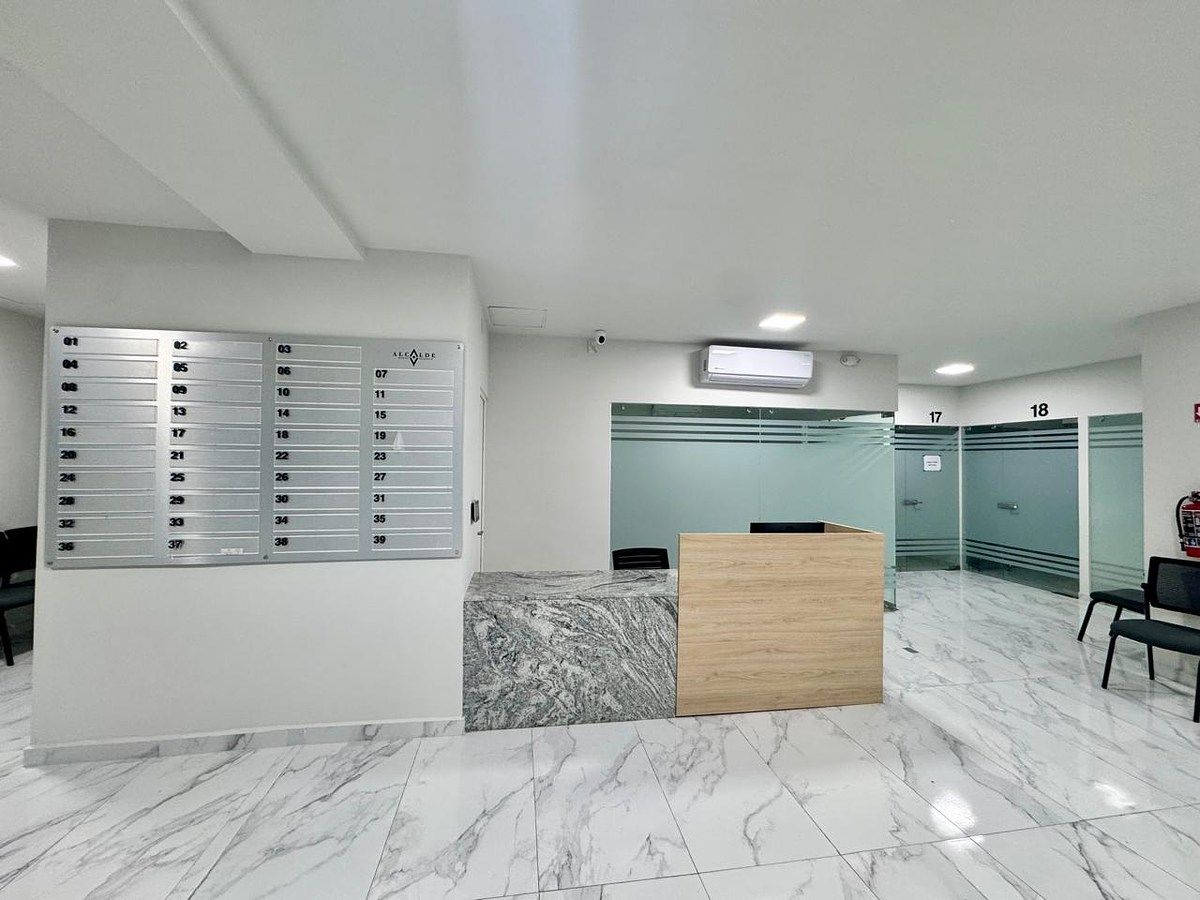 Office in Núcleo Alcalde 960, photo 1 of 12