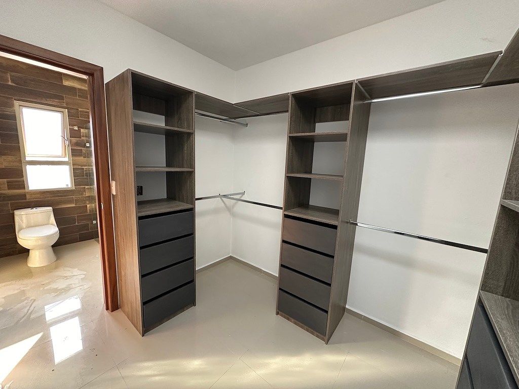 Casa em condomínio fechado em Capital Norte, Zapopan, foto 14 de 20