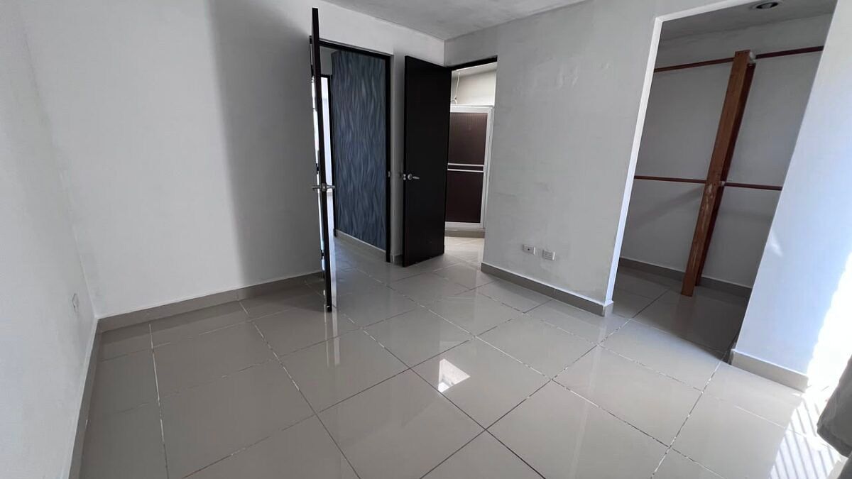 Casa em La Rioja Residencial, Tijuana, foto 5 de 12