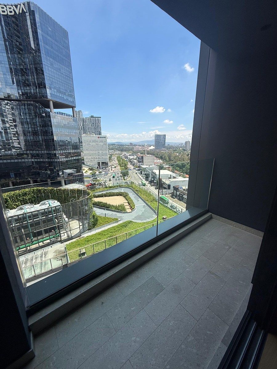 BEAUTIFUL NEW FURNISHED APARTMENT IN PTA DE HIERRO, photo 1 of 19
