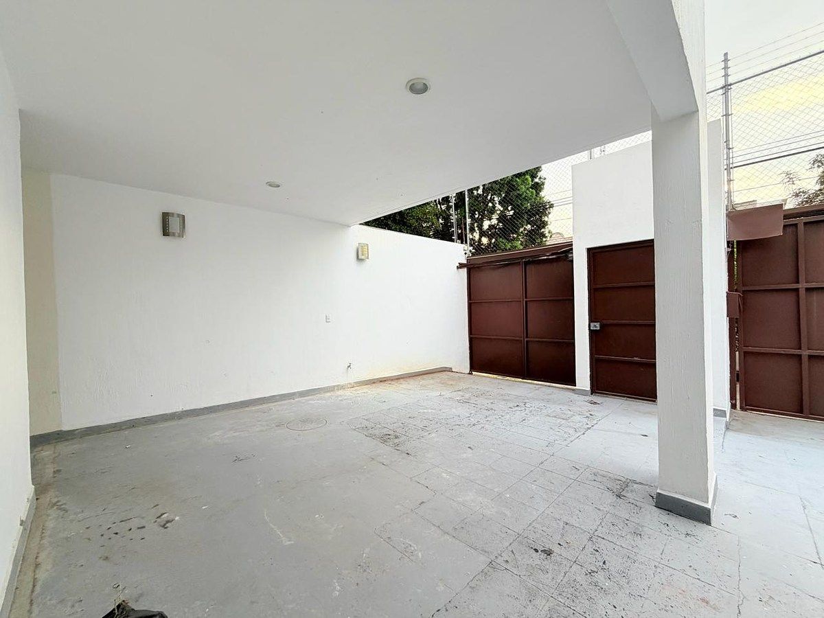 House in Colomos Providencia, Guadalajara, photo 4 of 35