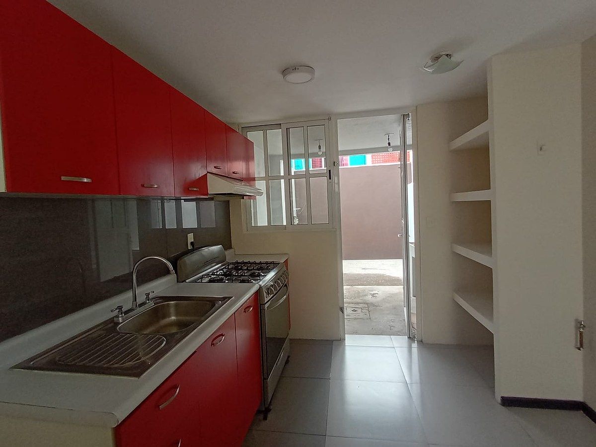 House in Viveros de La Loma, Tlalnepantla de Baz, photo 4 of 15