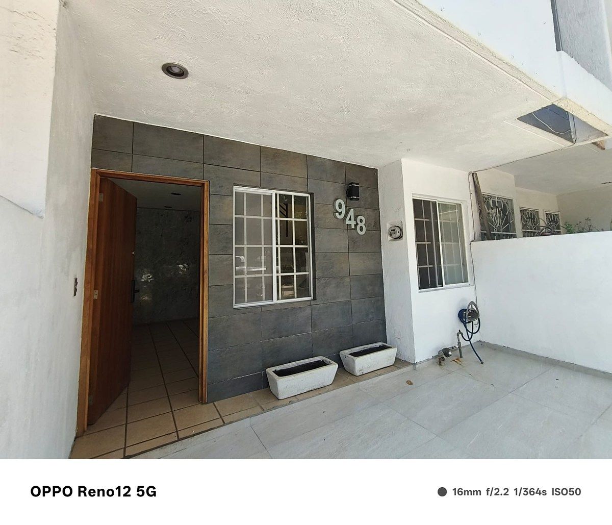 Ingreso principal, photo 17 of 18