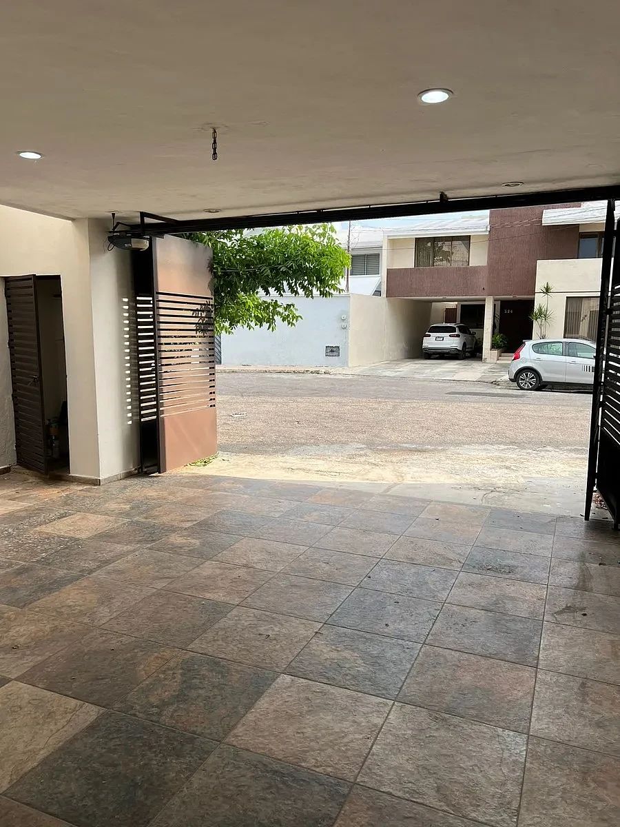 Casa em Los Pinos, Mérida, foto 3 de 20
