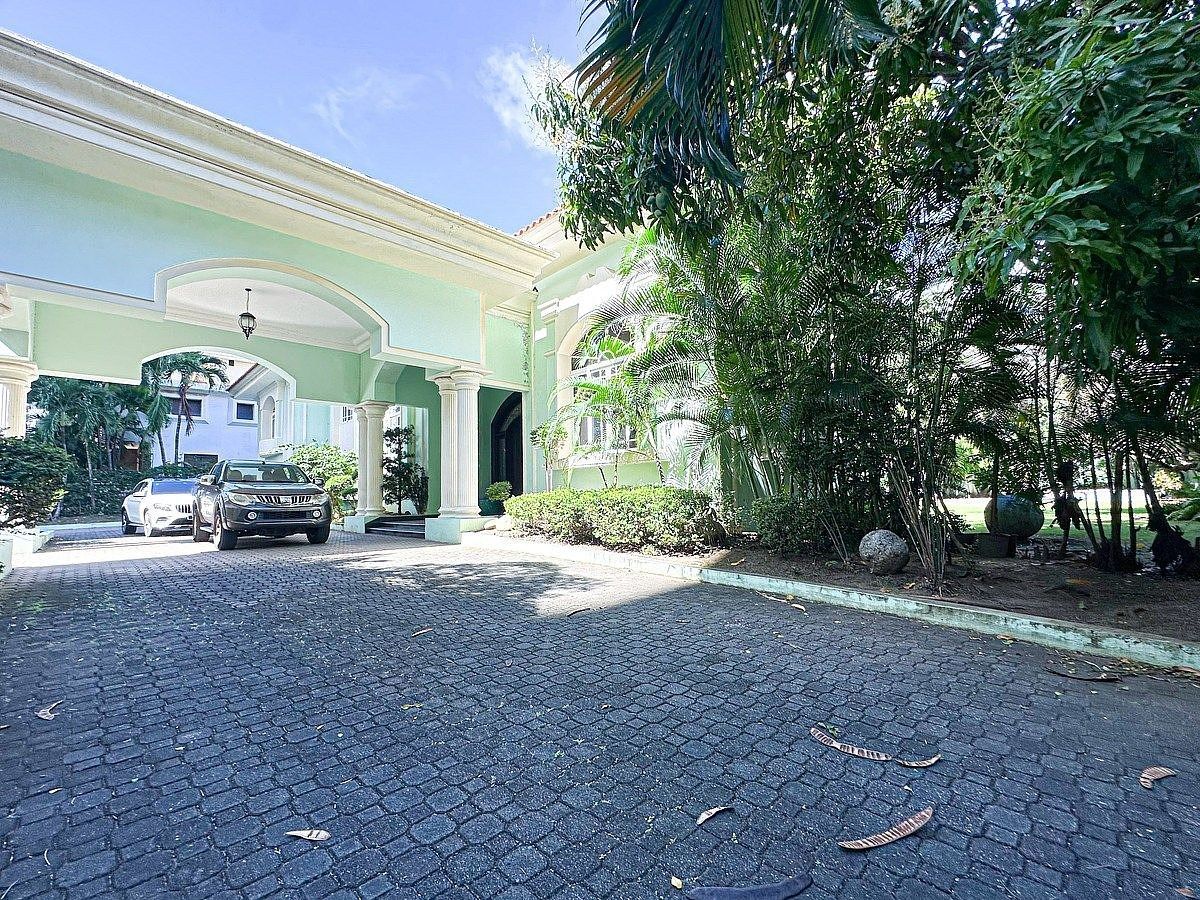 Casa en Los Cacicazgos, Santo Domingo Centro (Distrito Nacional), foto 3 de 17