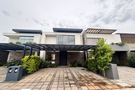 CASA EN VENTA, MAGNOLIAS ALTOZANO MORELIA