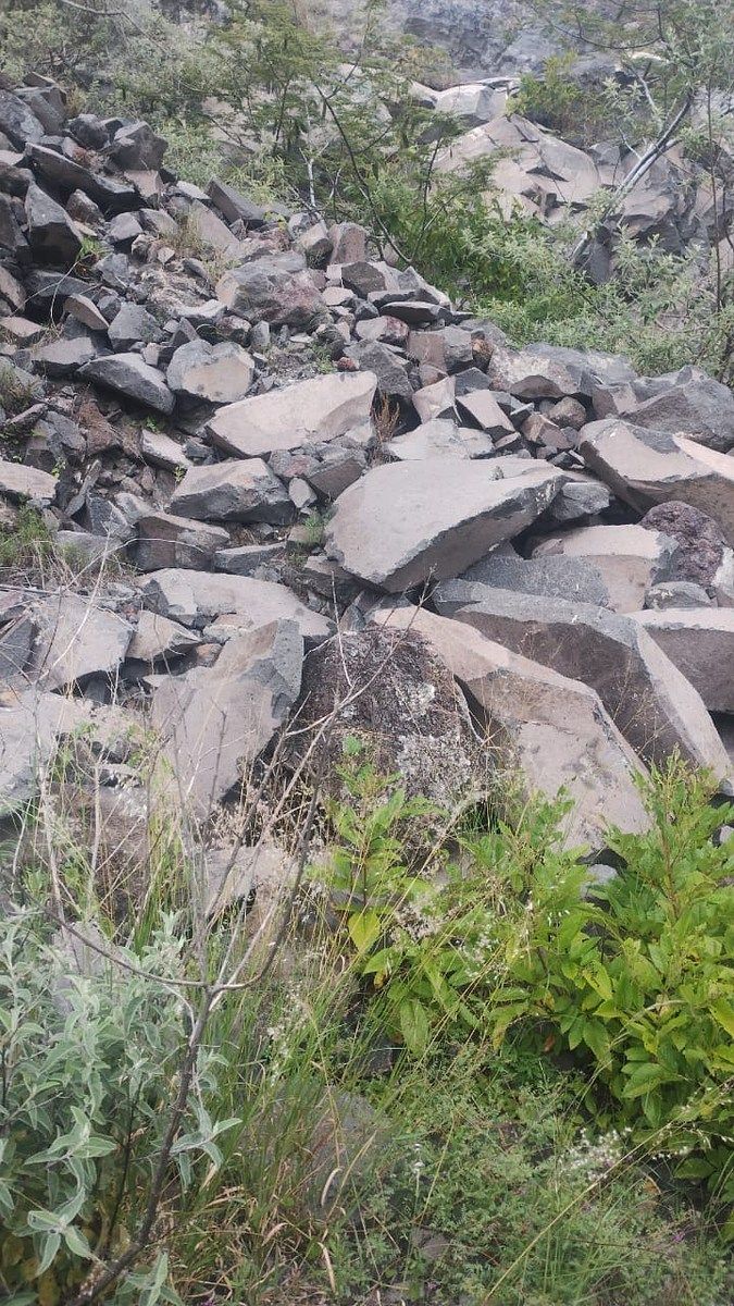 Terreno en Venta con yacimiento de Piedra Basáltica, foto 1 de 7
