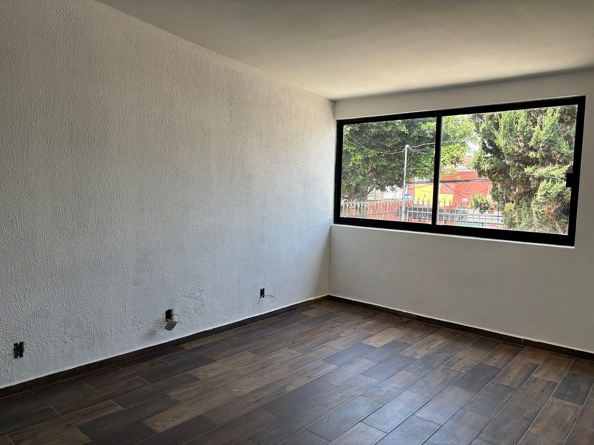 Casa em Las Arboledas, Atizapán de Zaragoza, foto 2 de 18