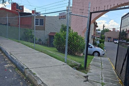 HOUSE FOR SALE COLONIA TABACHINES