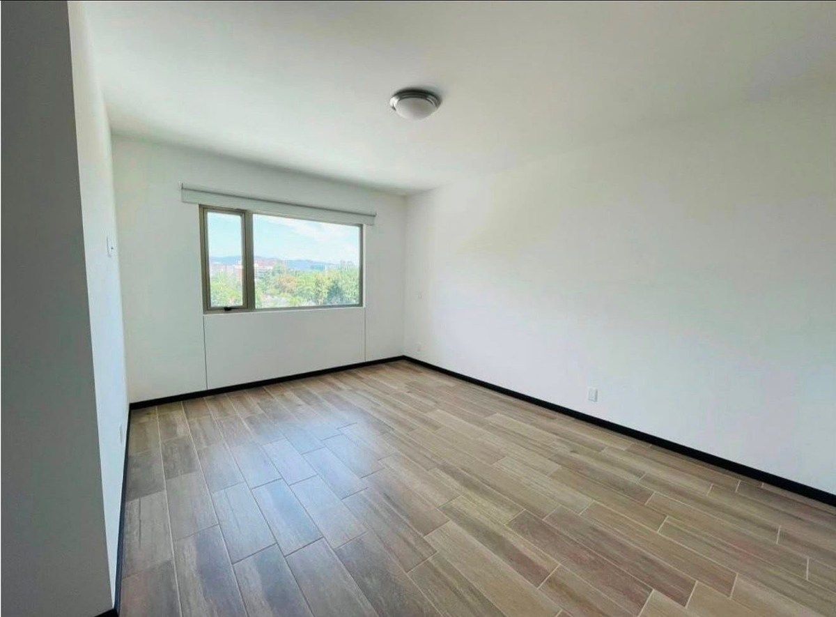 Apartamento en Zona 14, La Villa, Guatemala, foto 4 de 6