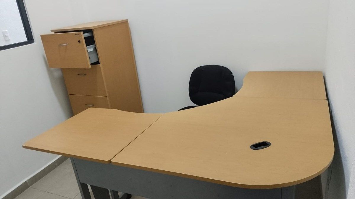 PRIVATE AND EQUIPPED EXECUTIVE SPACE FOR RENT - READY TO RECEIVE CLIENTS, photo 1 of 3