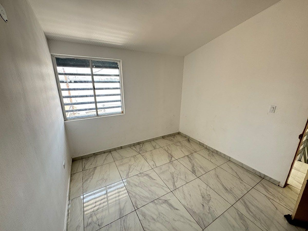Casa en Crnl. Esteban Cantú, Mexicali, foto 14 de 21