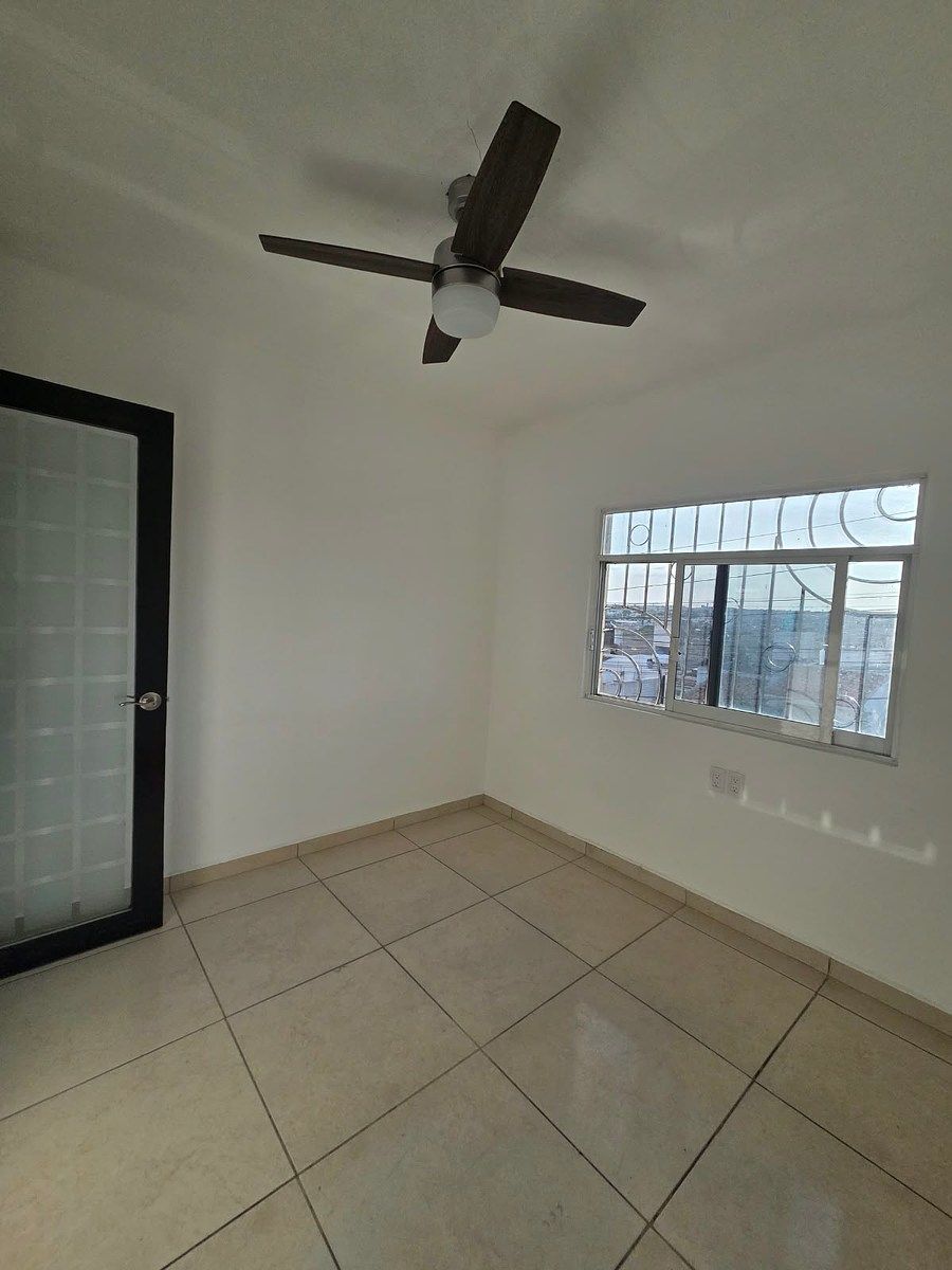 Casa en San Pedrito Peñuelas I, Querétaro, foto 7 de 14