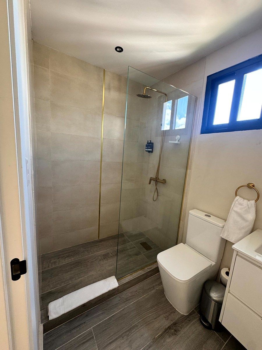BAÑO, foto 9 de 18